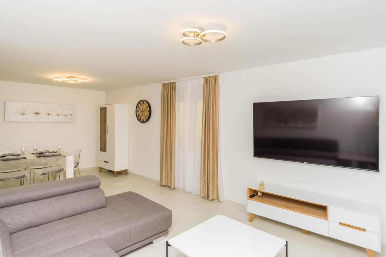 Apartmani Simi - The Sun تْسْغيكفانِتْسا المظهر الخارجي الصورة