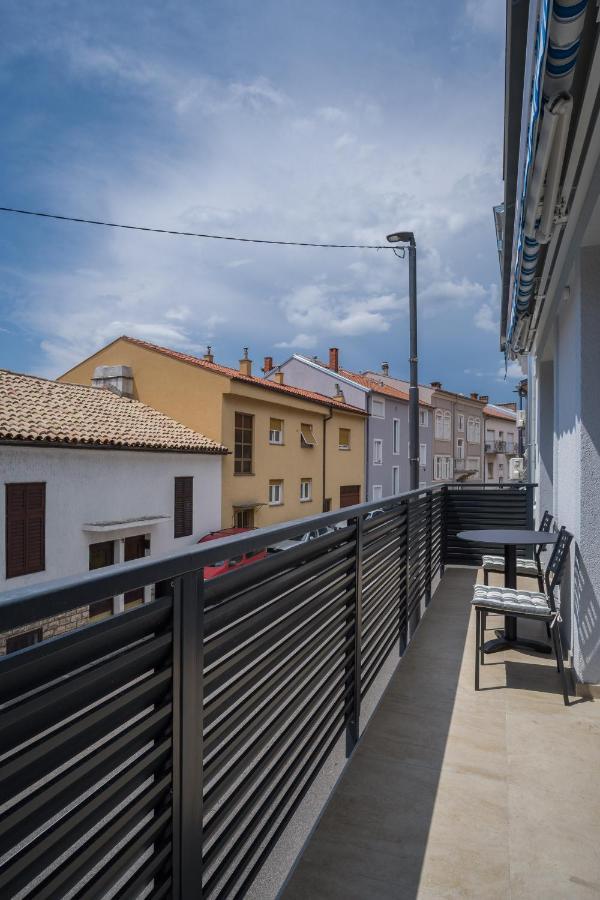 Apartmani Simi - The Sun تْسْغيكفانِتْسا المظهر الخارجي الصورة